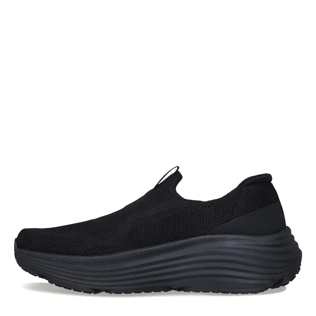 220624-BBK_Mens-Skechers-Max-Cushioning-Endeavour-Sarasota-Running-Shoe-Black_2.webp
