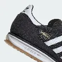 JI1282_41_detail.webp