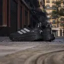 Ultraboost_5_TR_Shoes_Black_JI3239_HM6.webp
