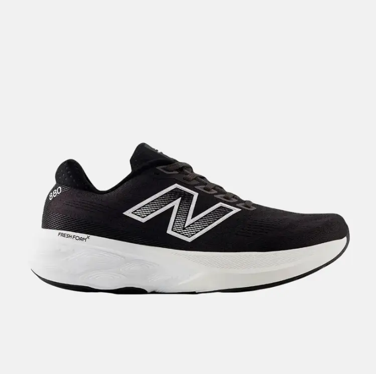 NEW BALANCE M880B15