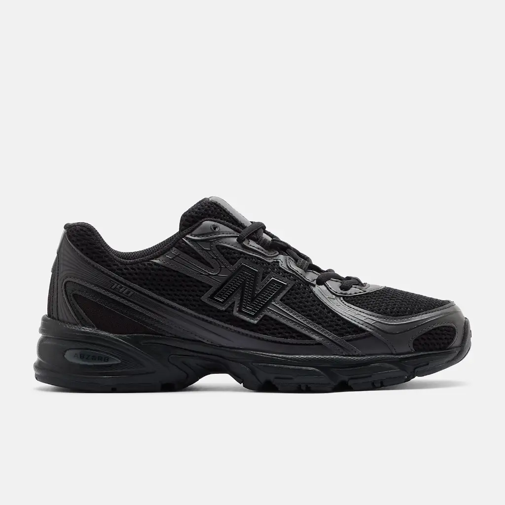 NEW BALANCE U740BO2