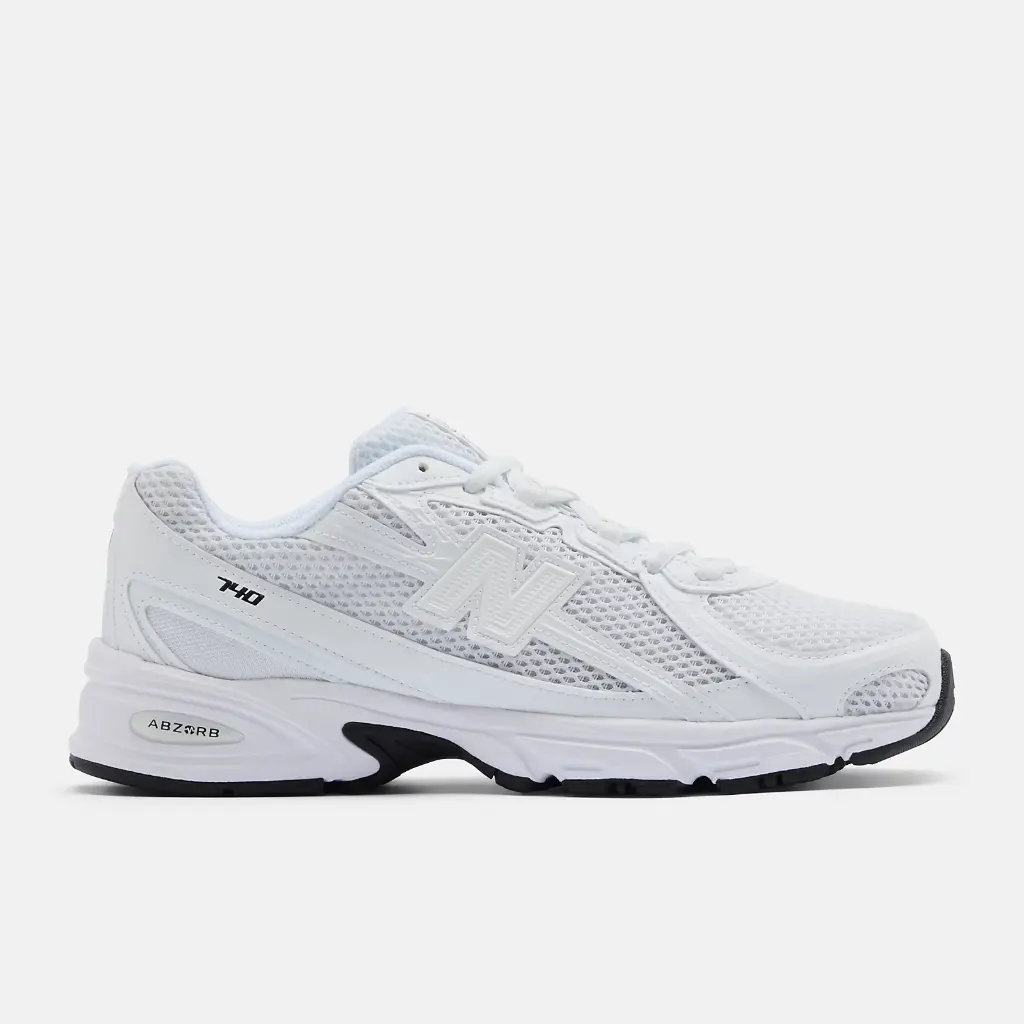 NEW BALANCE U740WW2
